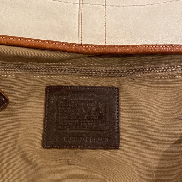 Coach bag Ivory & tan shoulder strap Clean inside Some marks on one side-see pic - Picture 4 of 6